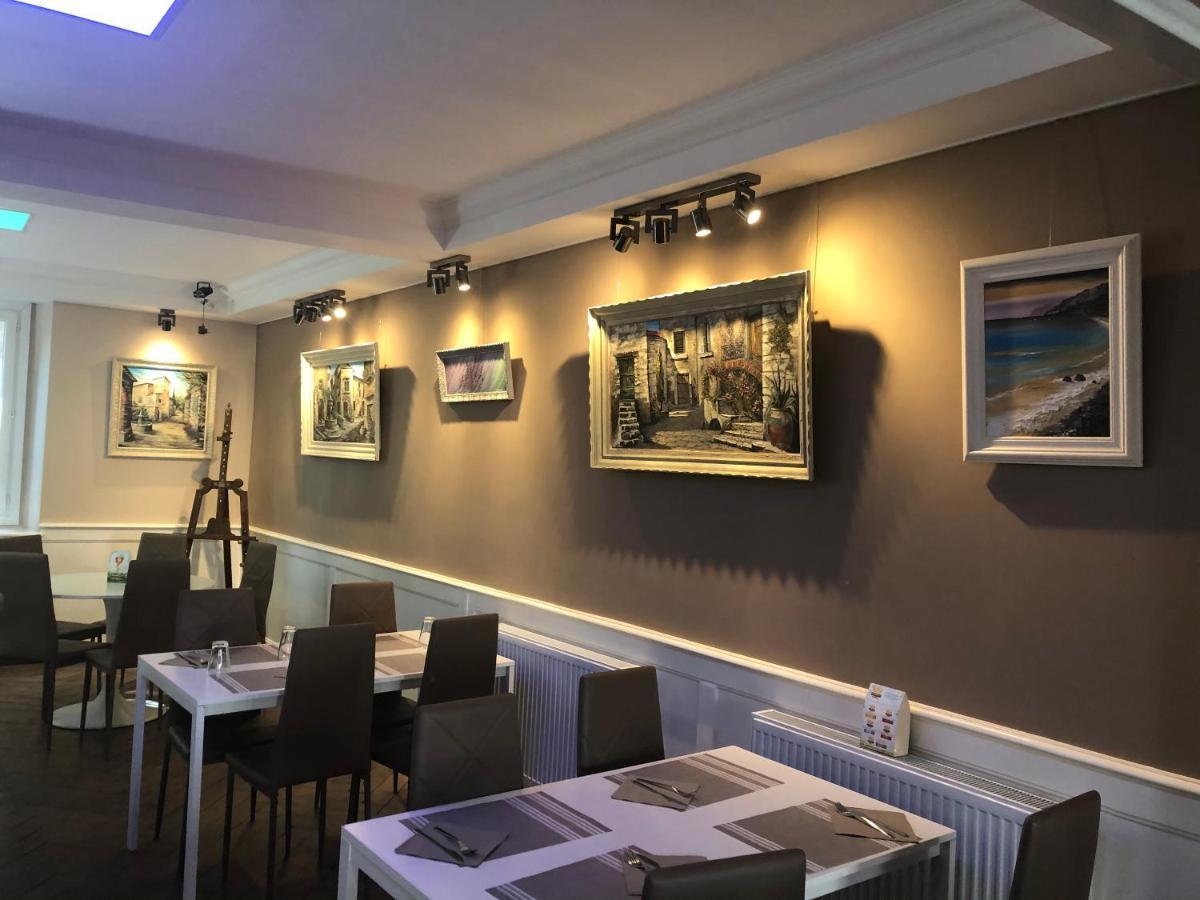 Hotel D'Artiste Pierrefontaine-les-Varans Esterno foto