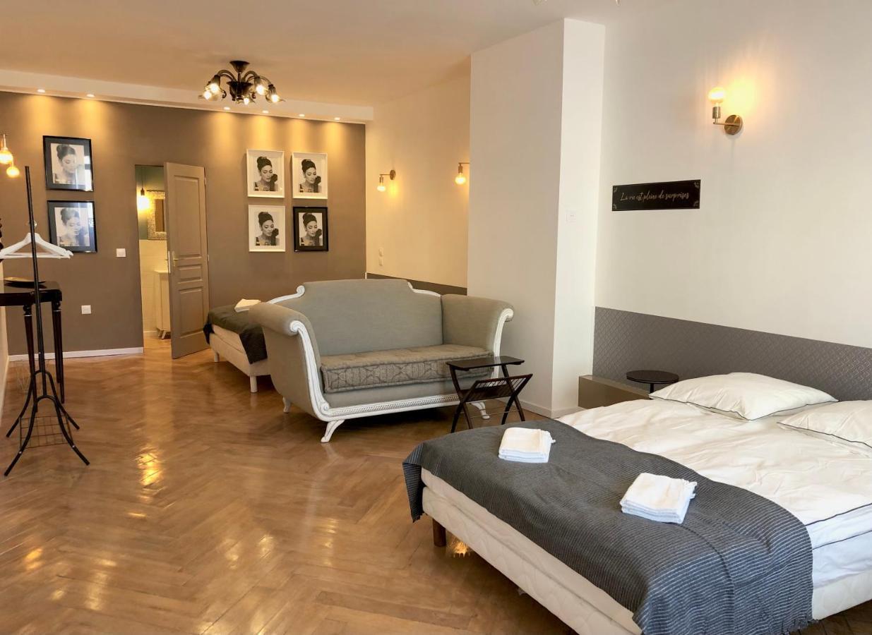 Hotel D'Artiste Pierrefontaine-les-Varans Esterno foto