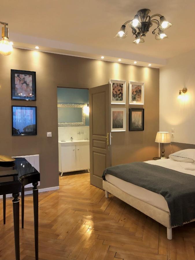 Hotel D'Artiste Pierrefontaine-les-Varans Esterno foto